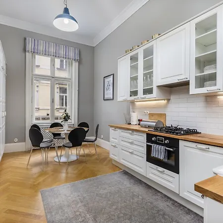 Appartamento Spacious Victorian By Grand Boulevard Budapest